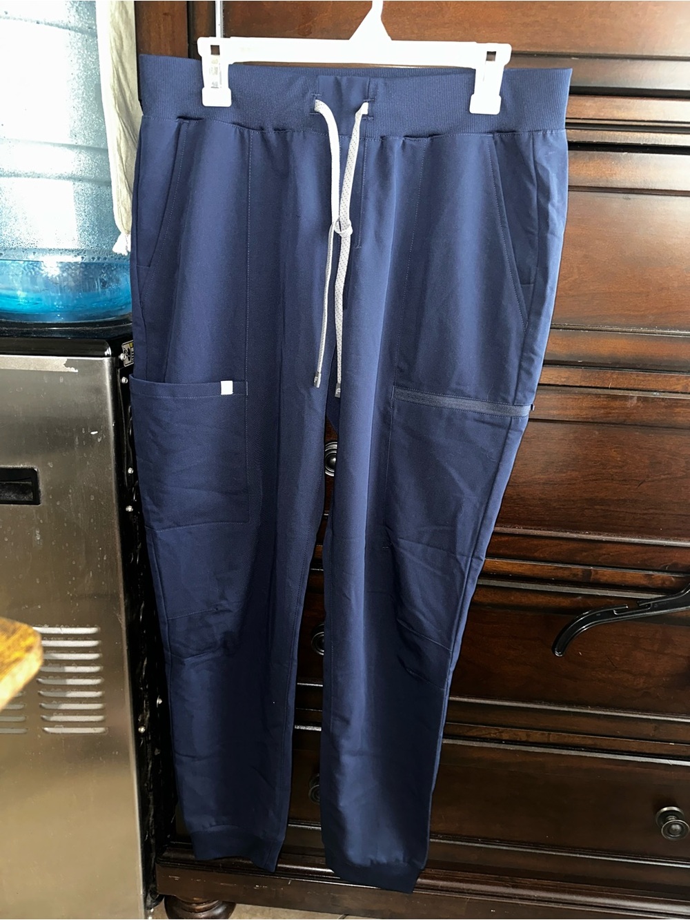Fabletics navy scrub jogger pants size large